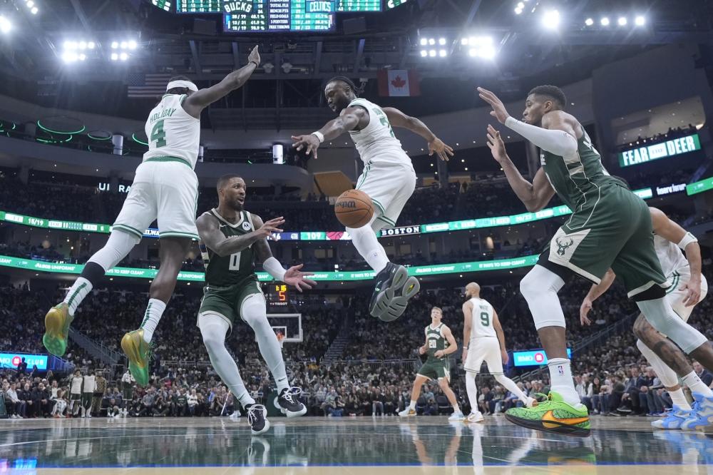 赛场上树立 赛场上树立