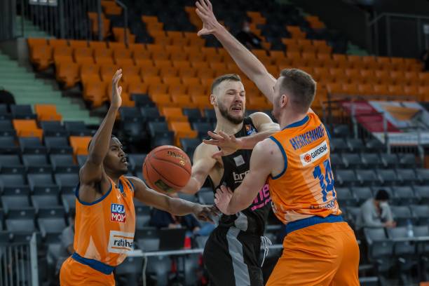 于纽卡来说 于纽卡来说