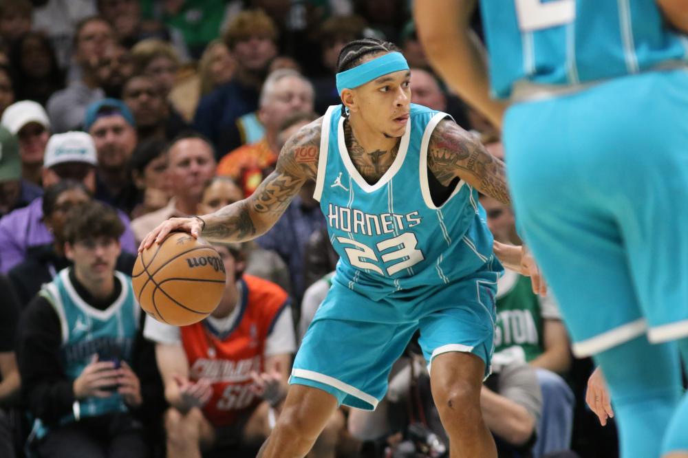 着足球这项 着足球这项