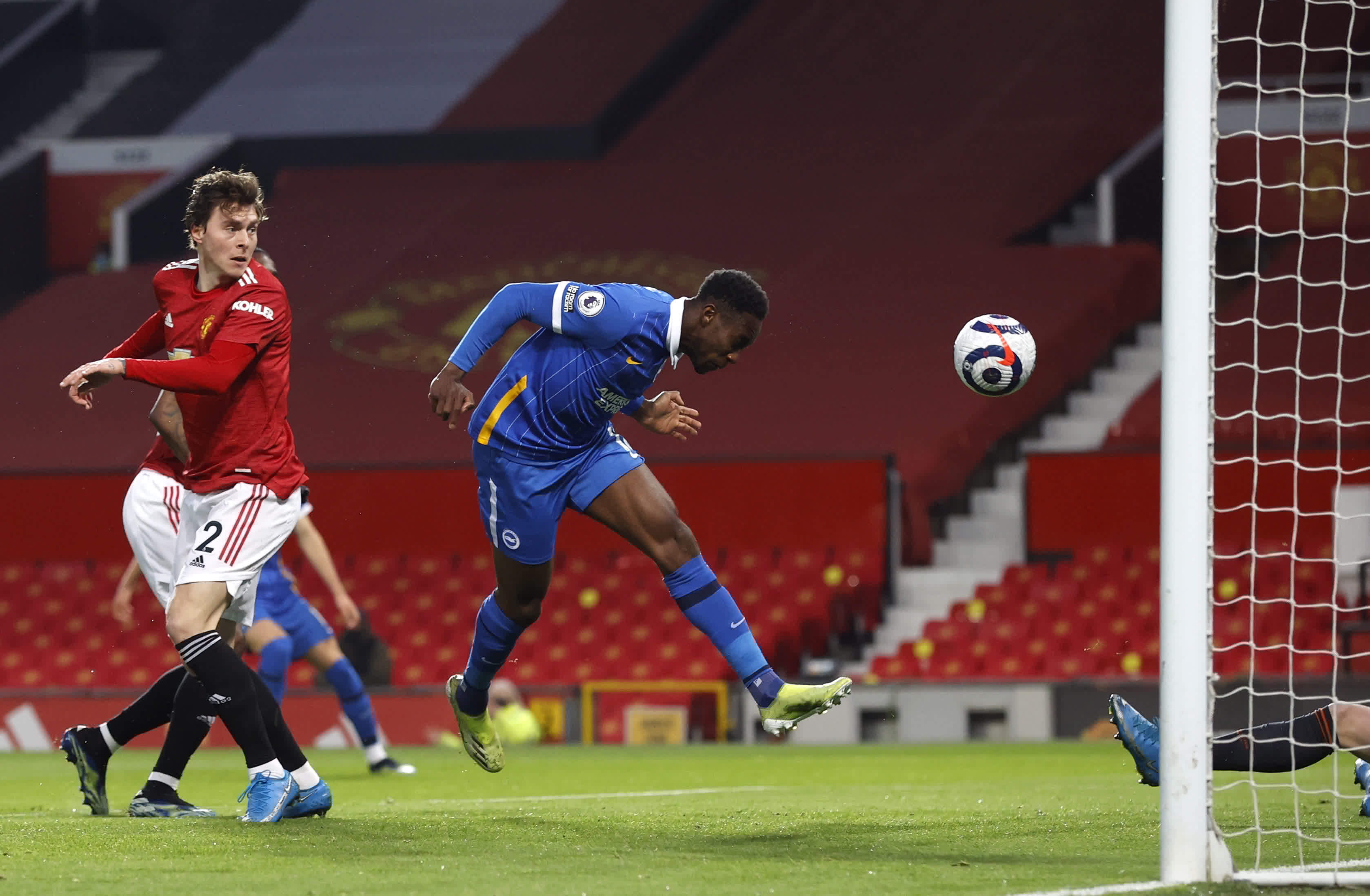 时刻发生在 时刻发生在